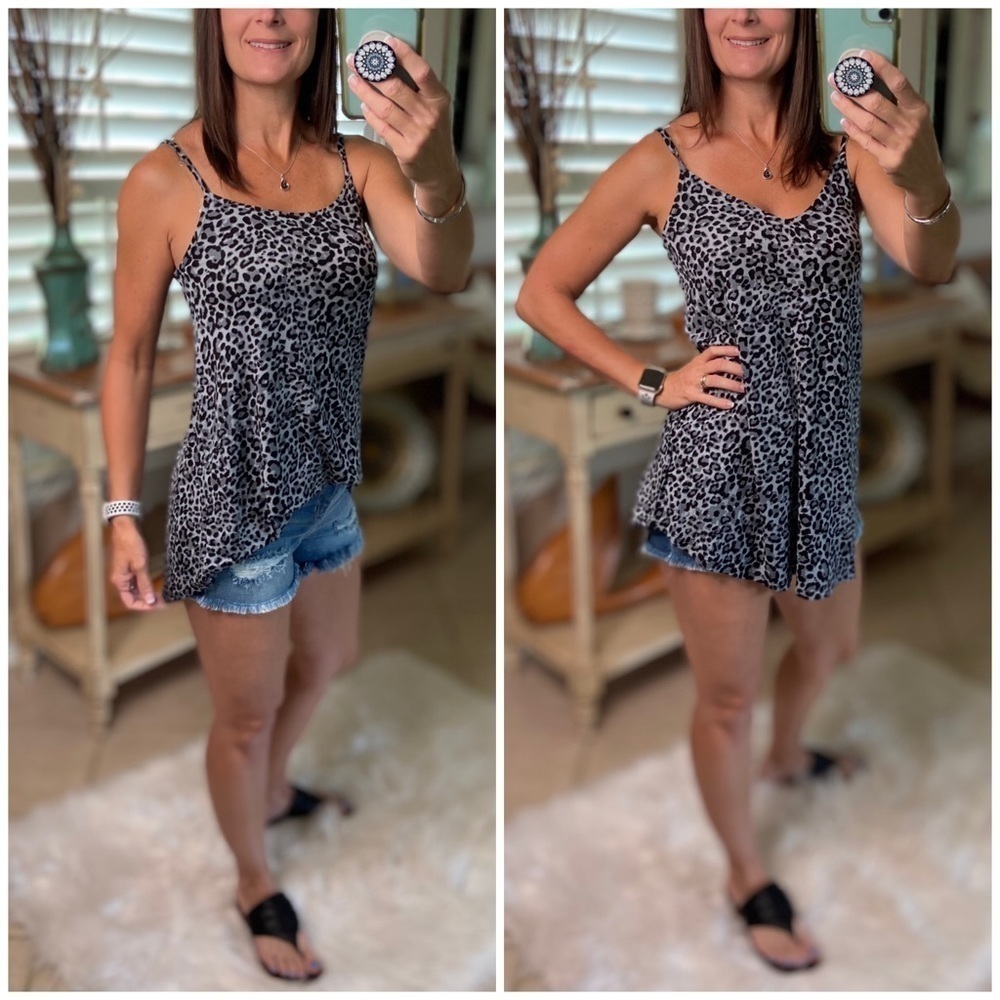 Reversible Leopard Scoop V-Neck Tank Gray 2321